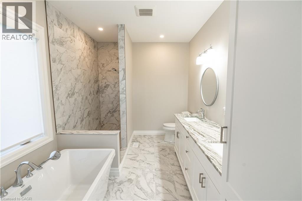 Photo 1 of 15 Hudson Drive, Brantford ON