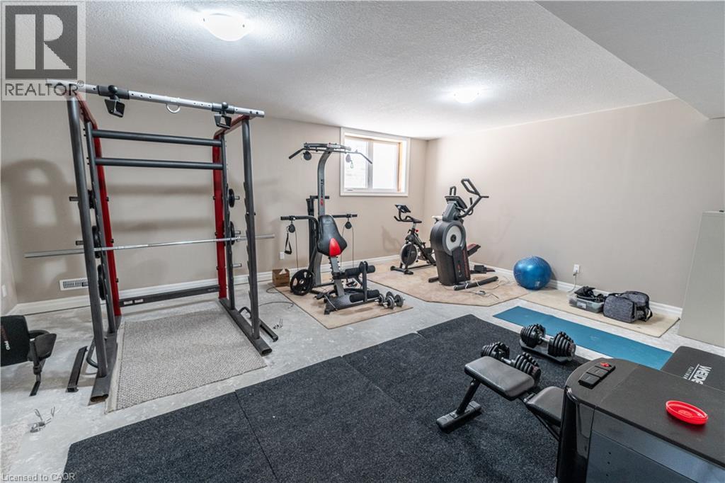 Photo 26 of 15 Hudson Drive, Brantford ON