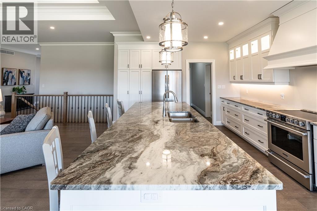 Photo 24 of 15 Hudson Drive, Brantford ON