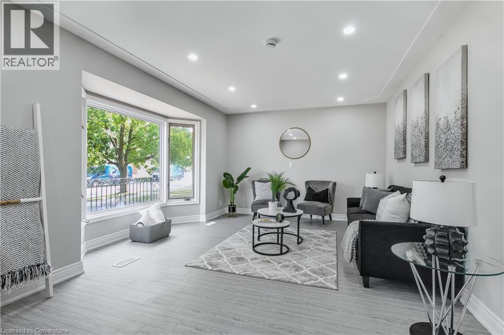 Photo 25 of 259 Greenfield Avenue, Kitchener ON