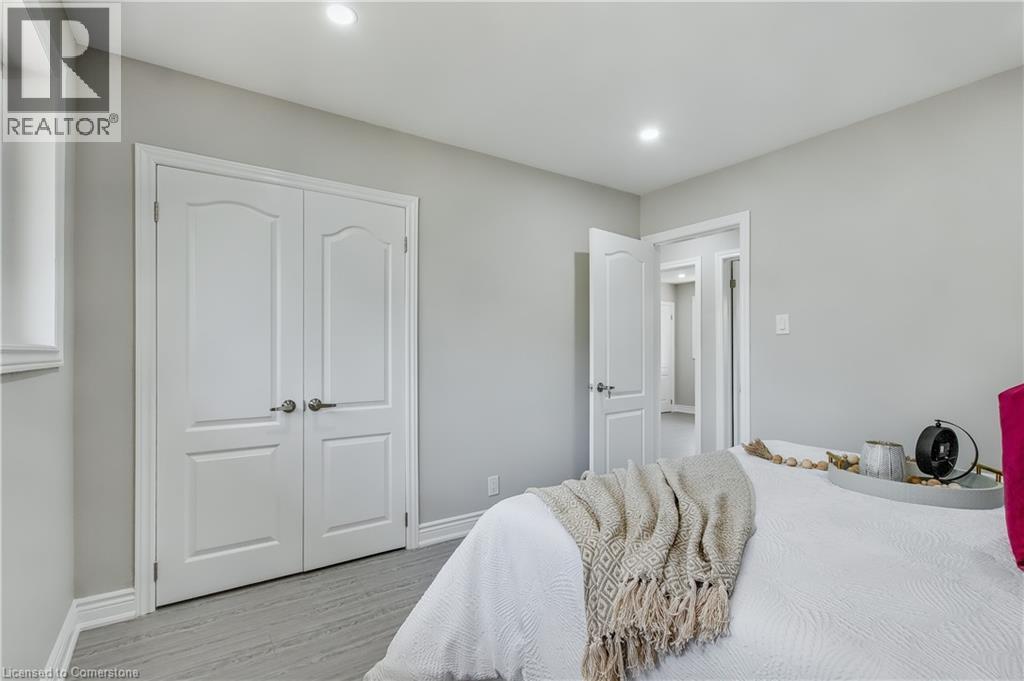 Photo 17 of 259 Greenfield Avenue, Kitchener ON
