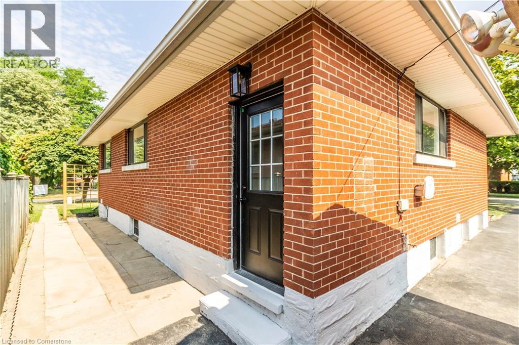 Photo 6 of 259 Greenfield Avenue, Kitchener ON