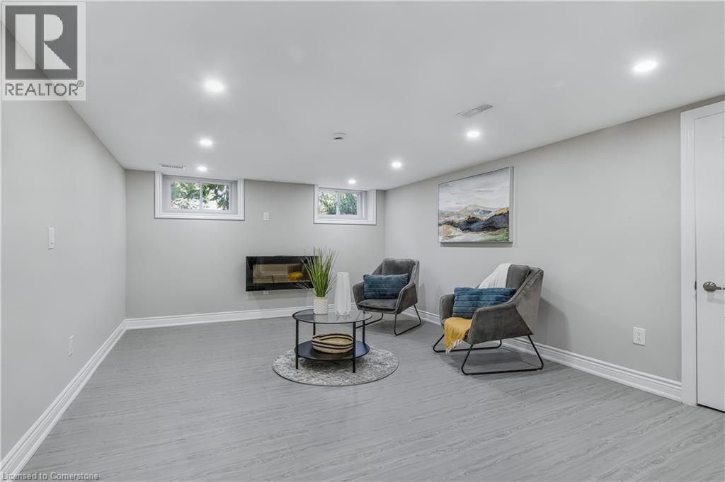 Photo 16 of 259 Greenfield Avenue, Kitchener ON