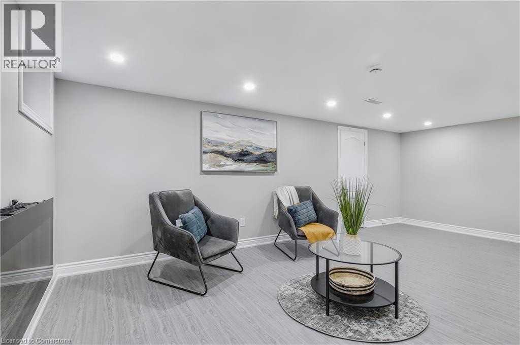 Photo 27 of 259 Greenfield Avenue, Kitchener ON