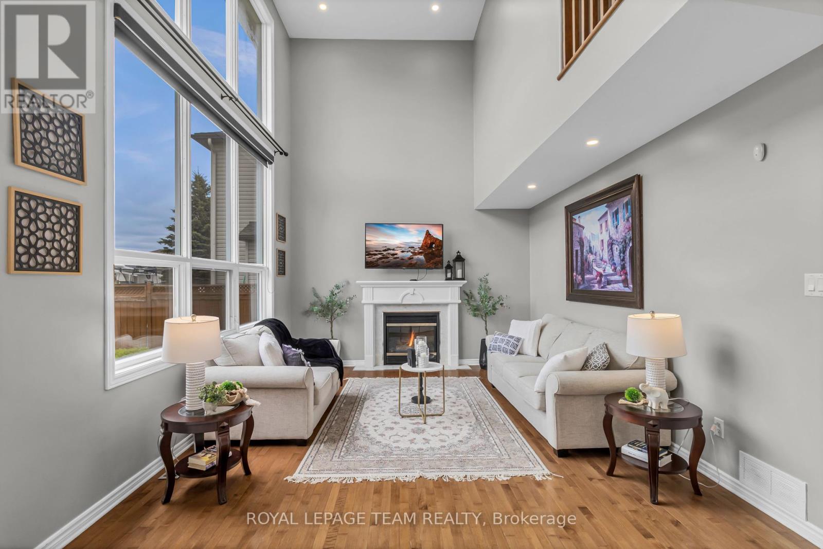 Photo 14 of 3728 Mountain Meadows Crescent, Ottawa ON