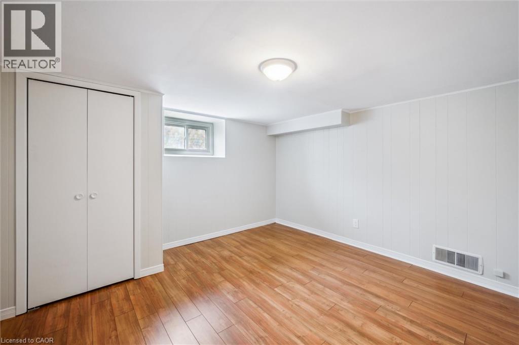 Photo 32 of 622 624 Dolph Street N, Cambridge ON