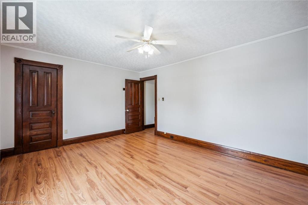 Photo 47 of 622 624 Dolph Street N, Cambridge ON