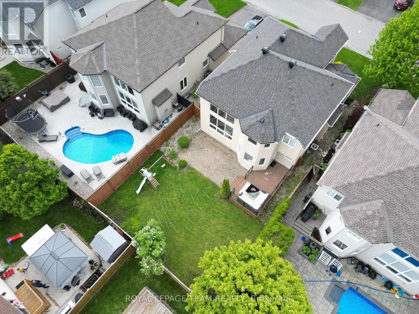 Photo 36 of 3728 Mountain Meadows Crescent, Ottawa ON