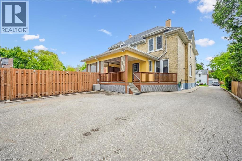 Photo 40 of 622 624 Dolph Street N, Cambridge ON
