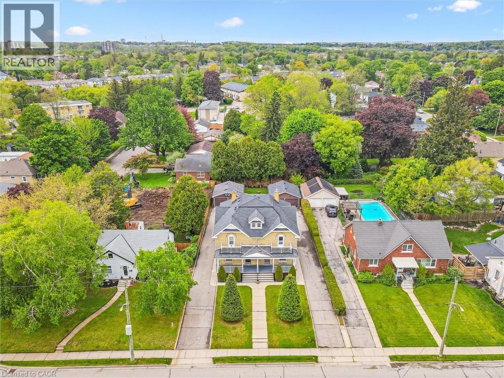 Photo 30 of 622 624 Dolph Street N, Cambridge ON