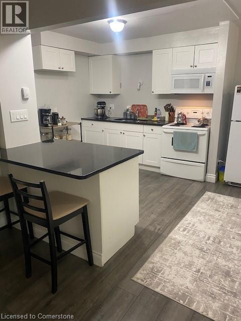 Photo 7 of 58 Hazelglen Drive, Kitchener ON