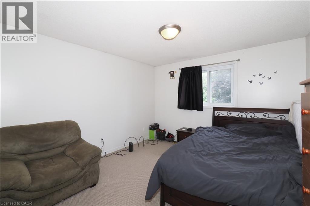 Photo 9 of 429 Exmoor Street, Waterloo ON