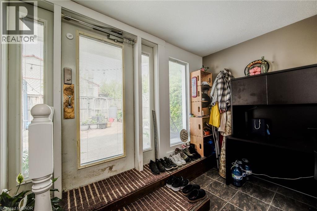 Photo 34 of 1023 Maple Leaf Street, Wellesley ON