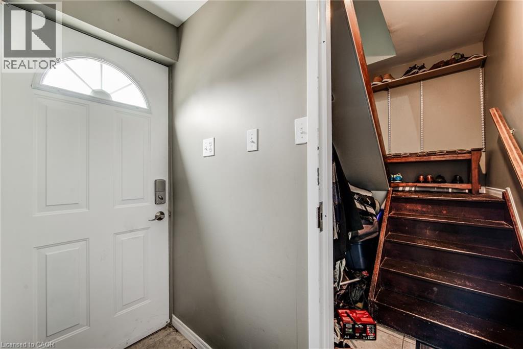 Photo 31 of 1023 Maple Leaf Street, Wellesley ON