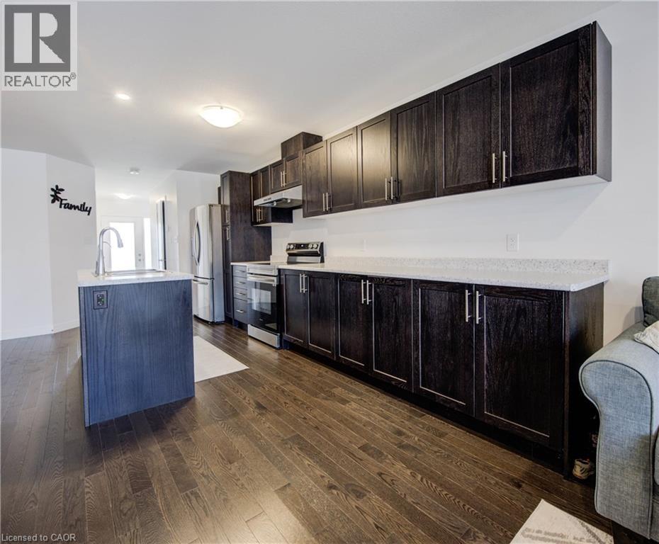 Photo 30 of 109 Pony Way, Kitchener ON