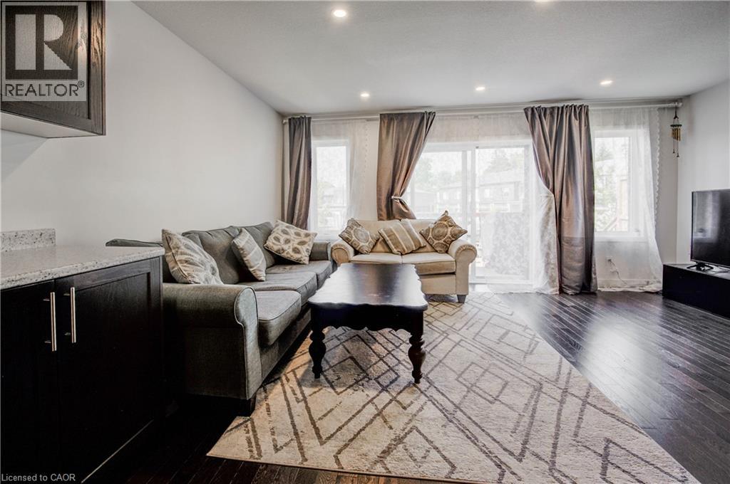 Photo 2 of 109 Pony Way, Kitchener ON