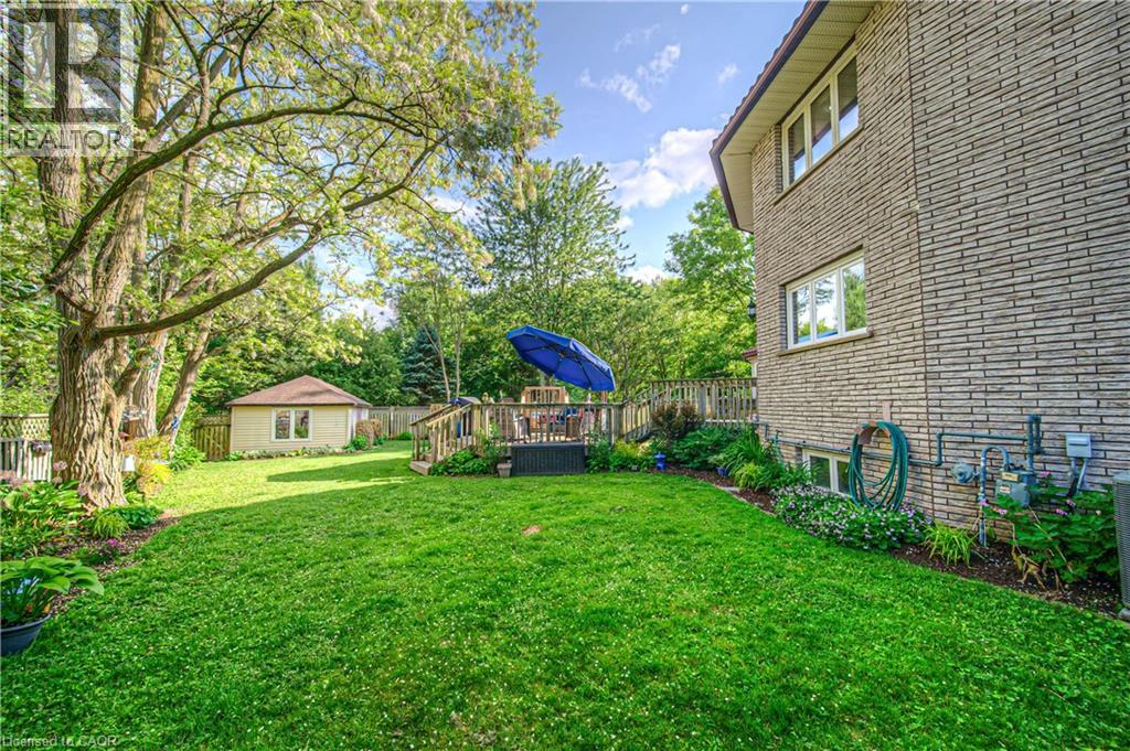 Photo 33 of 35 Robinson Road, Cambridge ON