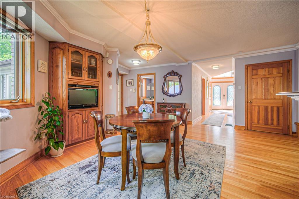 Photo 36 of 35 Robinson Road, Cambridge ON