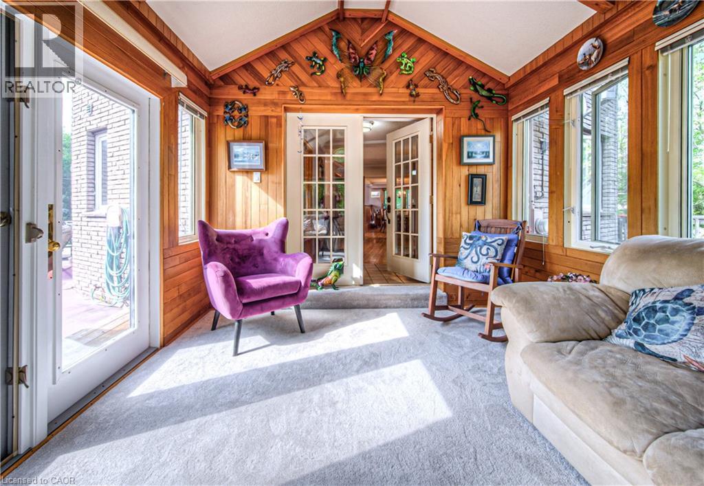 Photo 8 of 35 Robinson Road, Cambridge ON