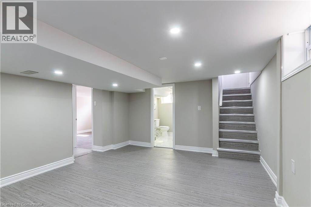 Photo 9 of 259 Greenfield Avenue, Kitchener ON