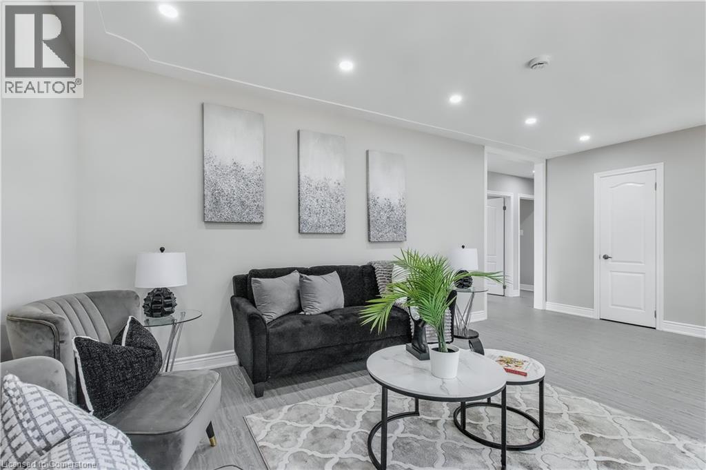 Photo 30 of 259 Greenfield Avenue, Kitchener ON