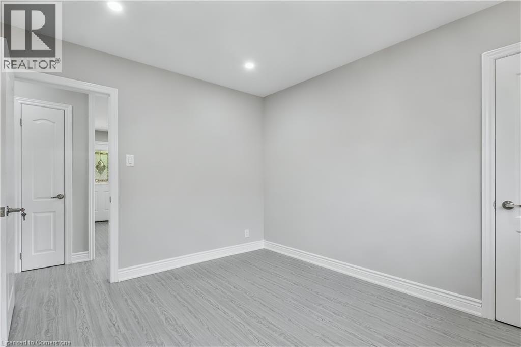 Photo 18 of 259 Greenfield Avenue, Kitchener ON