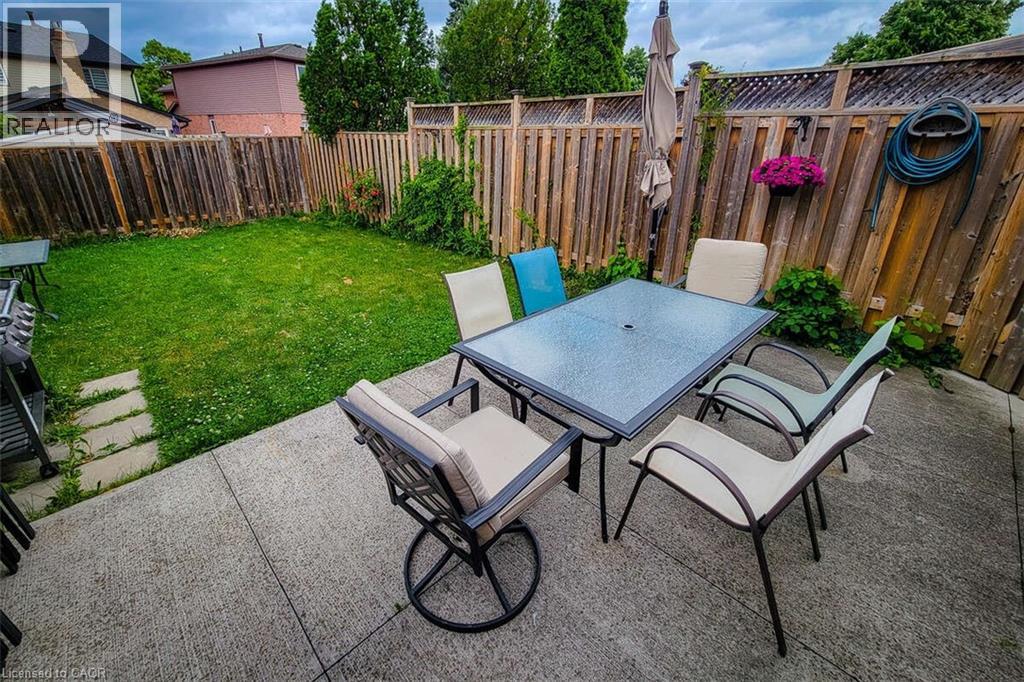 Photo 9 of 339 Macintosh Drive, Stoney Creek ON