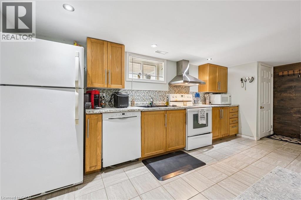 Photo 37 of 143 Bruce Street, Kitchener ON