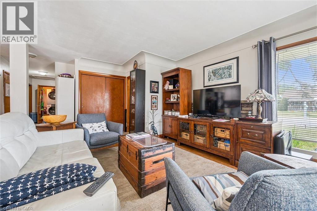 Photo 4 of 143 Bruce Street, Kitchener ON