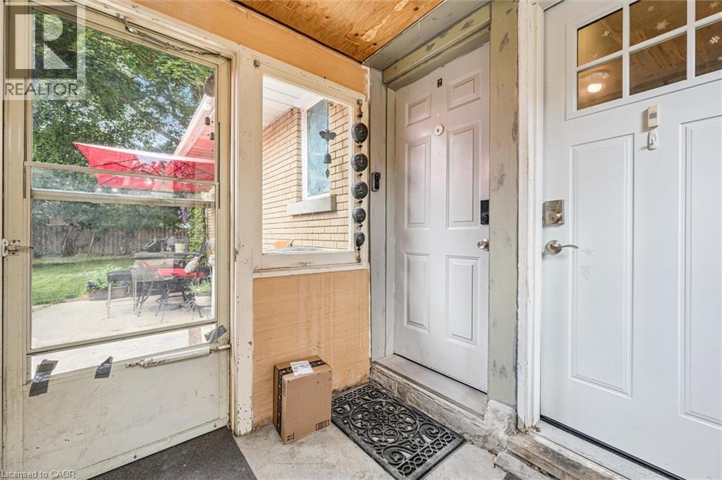 Photo 34 of 143 Bruce Street, Kitchener ON