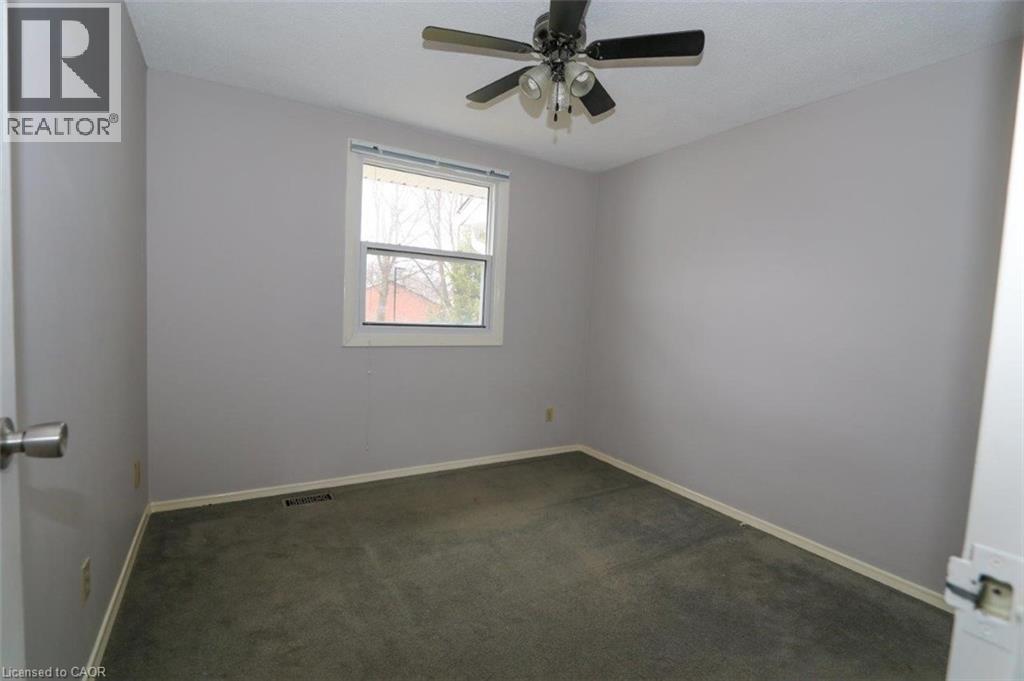 Photo 10 of 411 Keats Way Unit 1, Waterloo ON