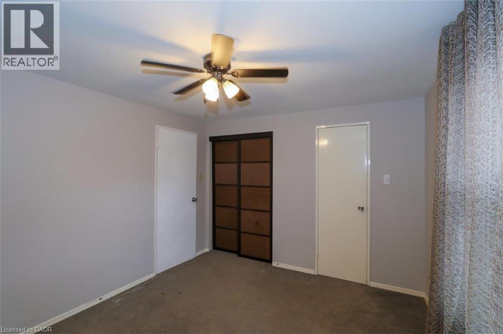 Photo 11 of 411 Keats Way Unit 1, Waterloo ON