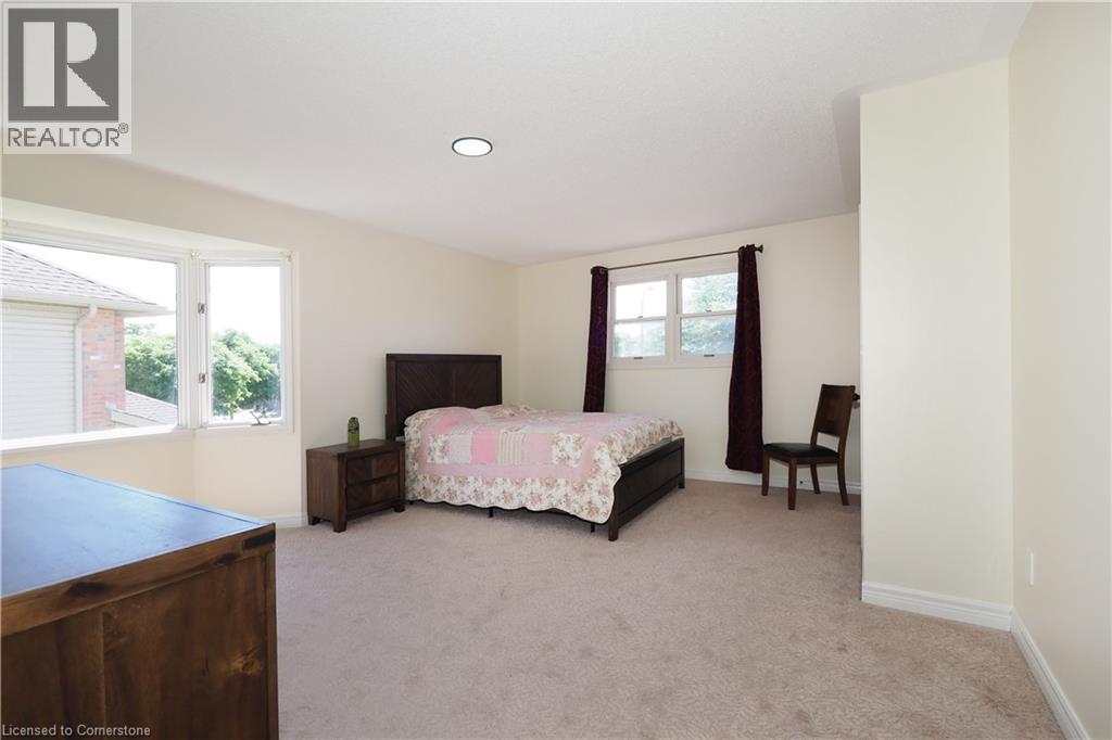 Photo 1 of 48 Lynnvalley Crescent, Kitchener ON