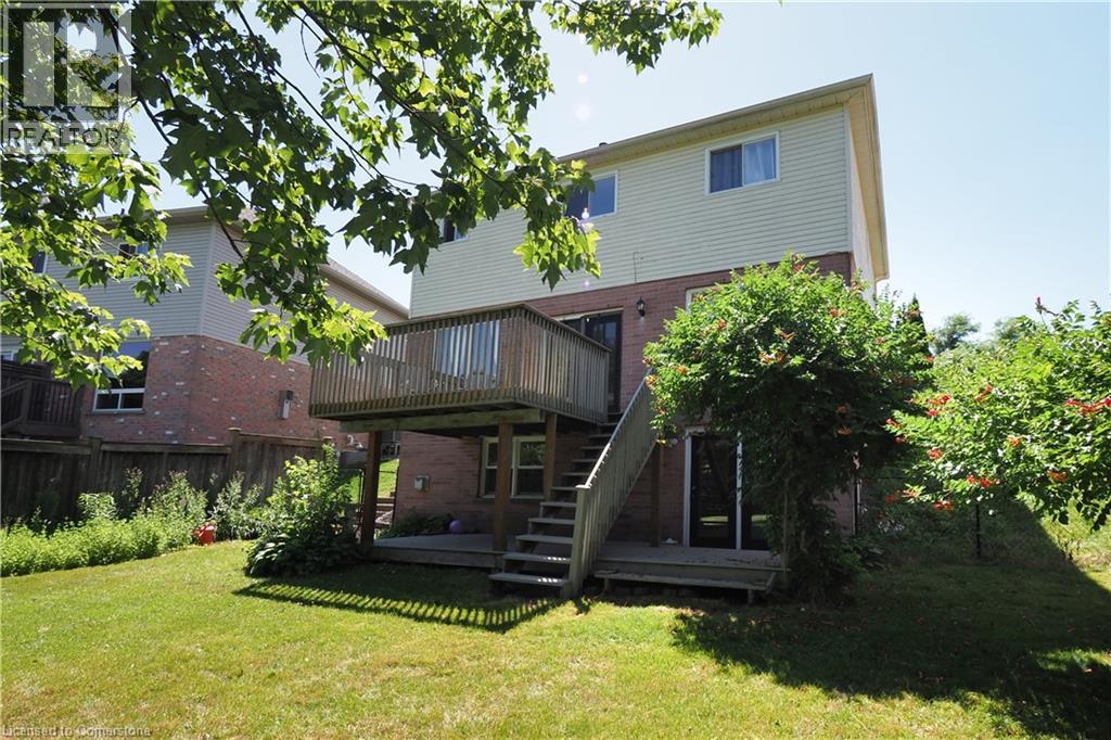 Photo 28 of 48 Lynnvalley Crescent, Kitchener ON