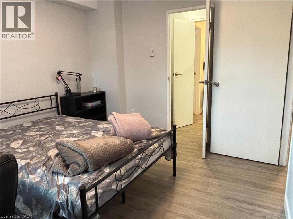 Photo 16 of 91 Westmount Road N Unit 3, Waterloo ON