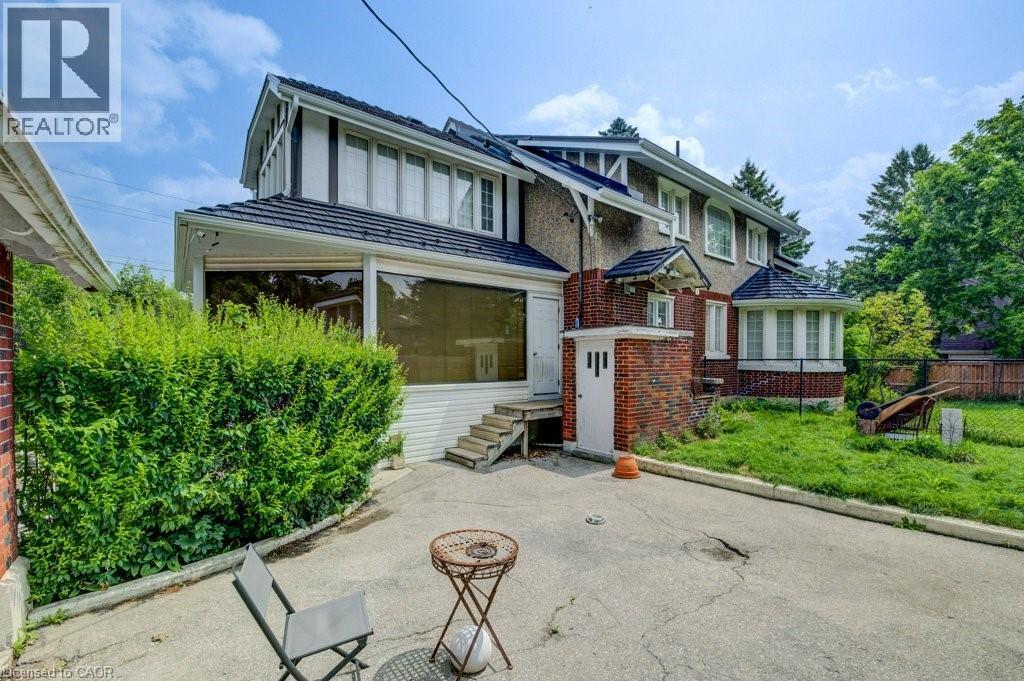 Photo 22 of 2032 Coronation Avenue, Cambridge ON