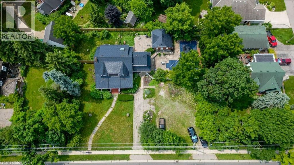 Photo 34 of 2032 Coronation Avenue, Cambridge ON