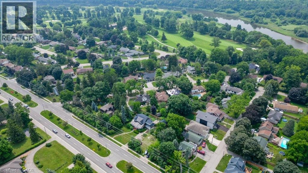 Photo 14 of 2032 Coronation Avenue, Cambridge ON
