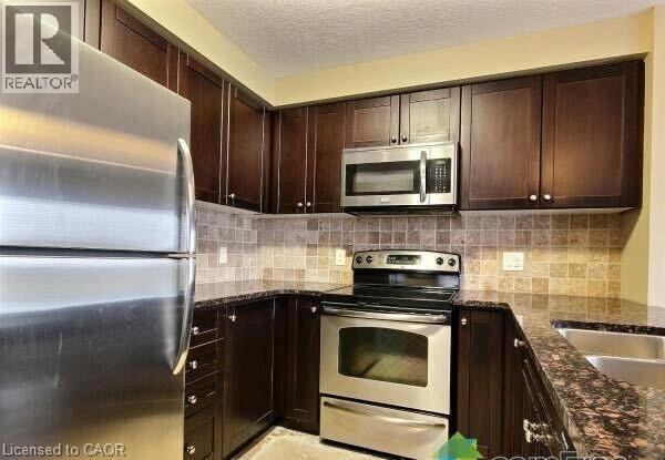 Photo 4 of 106 Rochefort Street, Waterloo ON