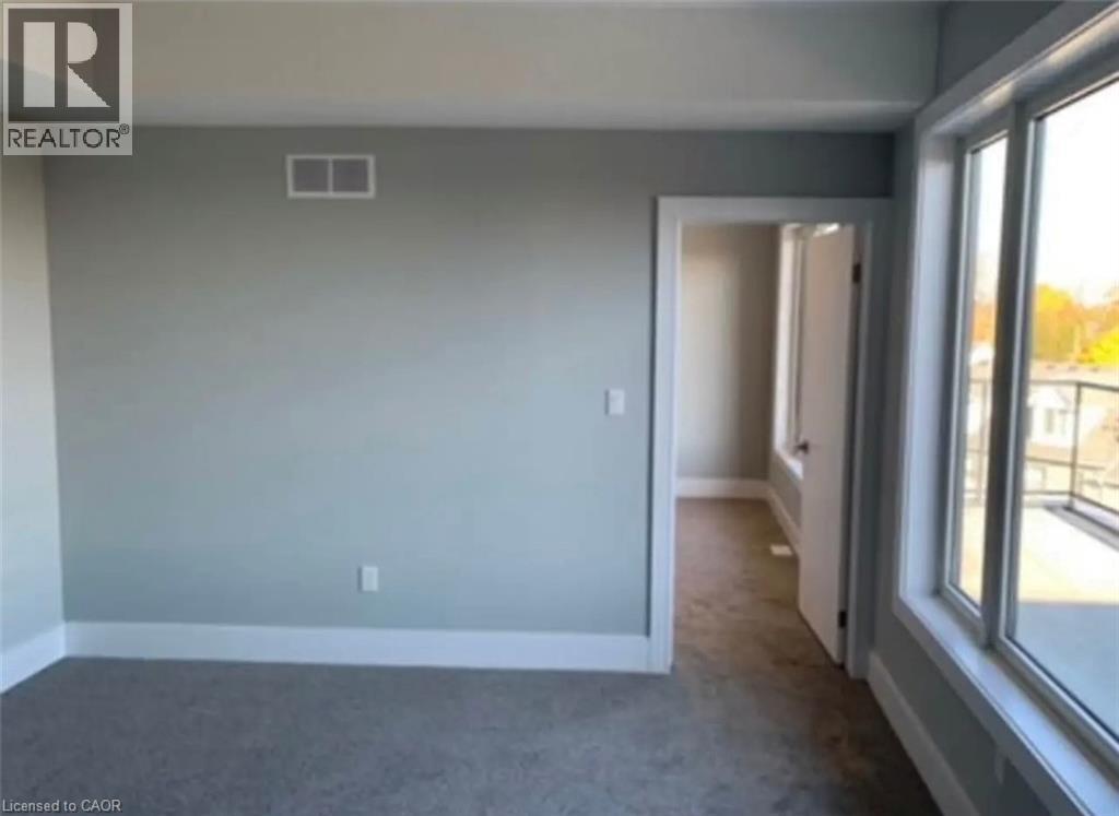 Photo 11 of 54 Bridge Street W Unit 27, Kitchener ON