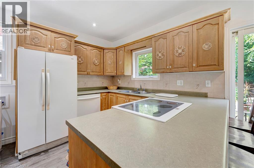 Photo 43 of 42 Shanley Street, Kitchener ON
