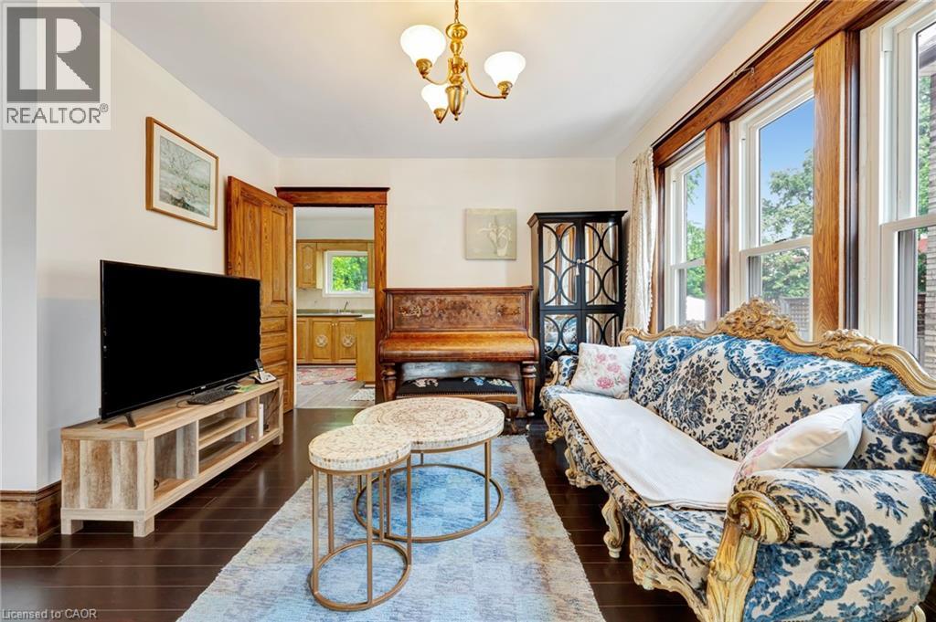 Photo 4 of 42 Shanley Street, Kitchener ON
