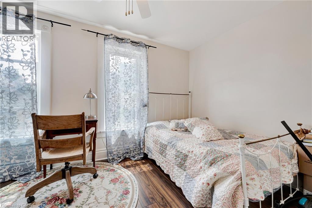 Photo 33 of 42 Shanley Street, Kitchener ON