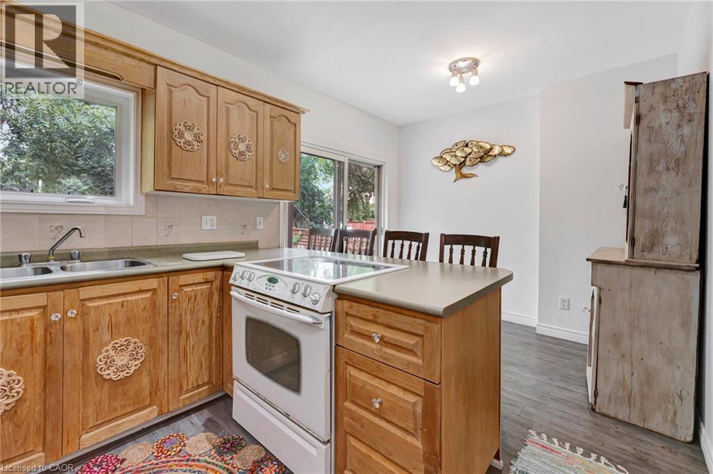 Photo 25 of 42 Shanley Street, Kitchener ON