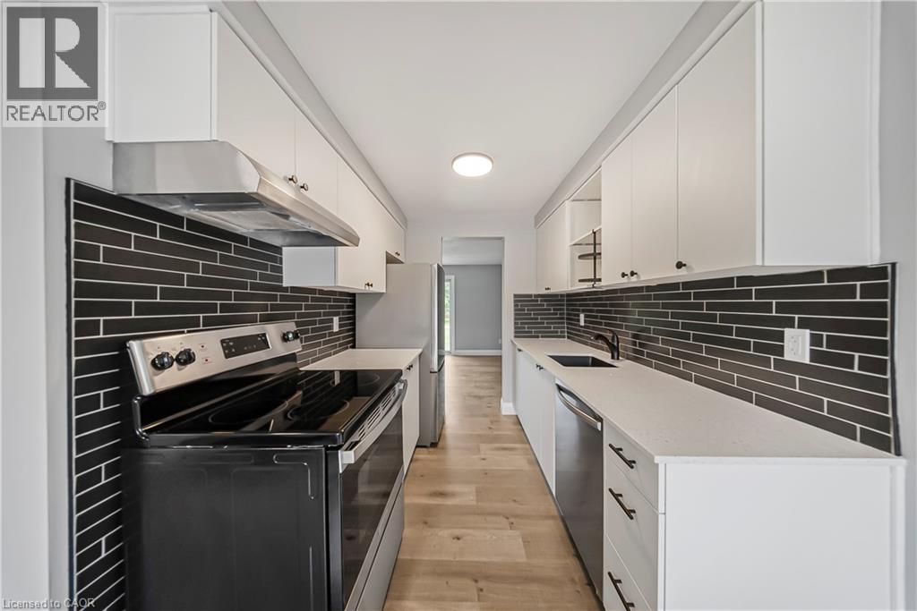 Photo 23 of 750 Erinbrook Drive Unit 14, Kitchener ON