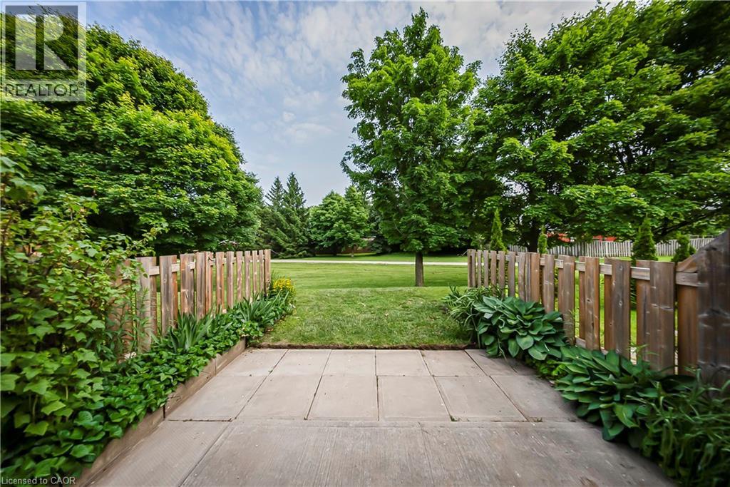 Photo 13 of 750 Erinbrook Drive Unit 14, Kitchener ON