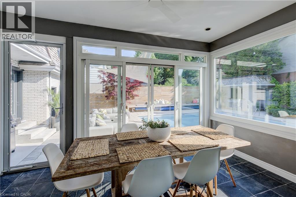 Photo 18 of 75 Somerset Crescent, Waterloo ON