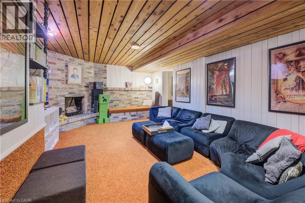 Photo 44 of 75 Somerset Crescent, Waterloo ON