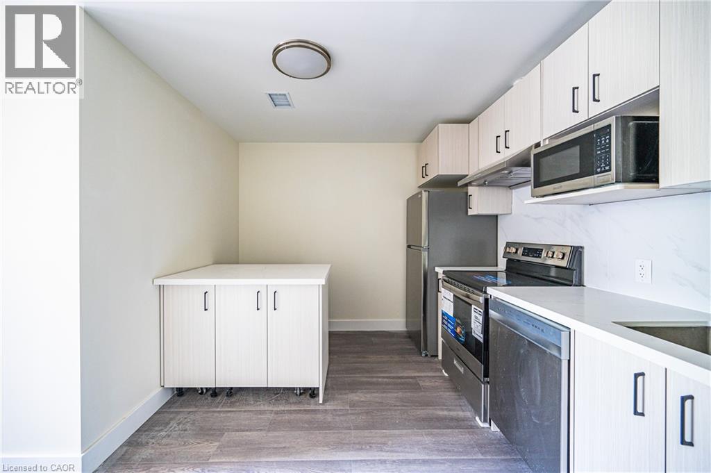 Photo 8 of 316 Batavia Place Unit A, Waterloo ON