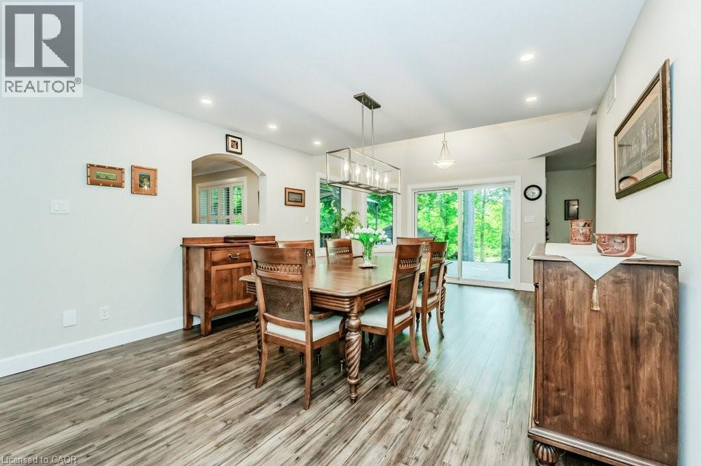 Photo 2 of 219 Corrie Crescent, Waterloo ON